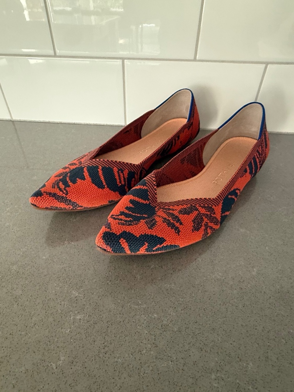 Rothy's Women 7.5 The Point Sunset Floral Orange Navy Knit Flats Shoes EUC